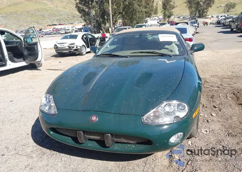 2002 Jaguar Xkr из США, поврежденный, VIN SAJDA42B92PA27250